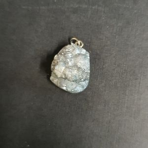 Crystal pendant